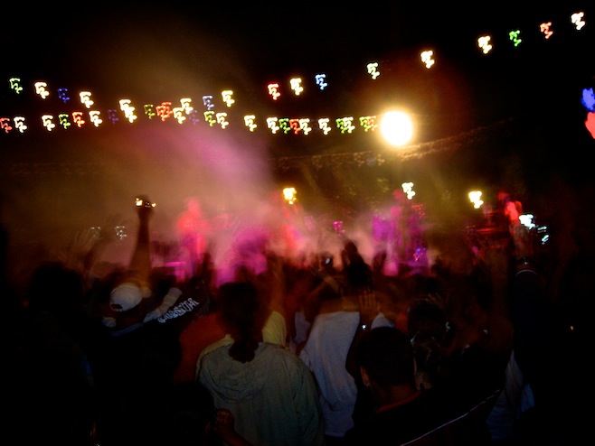 SoPac Bora Bora Reggae3.JPG (84177 bytes)